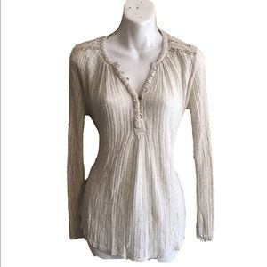 Lucky branding sleeve top (small)